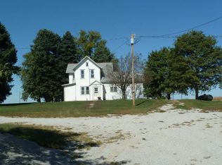 5056 Calkins Ave SW, Wellman, IA 52356