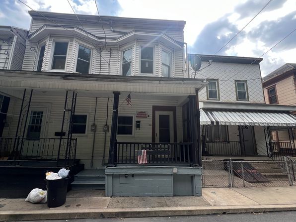 143 S Rock St