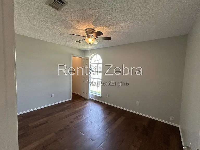 2024 Emerald Oaks — Photo 7