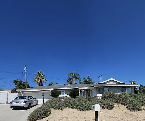 2272 Toluca Dr Photo 1