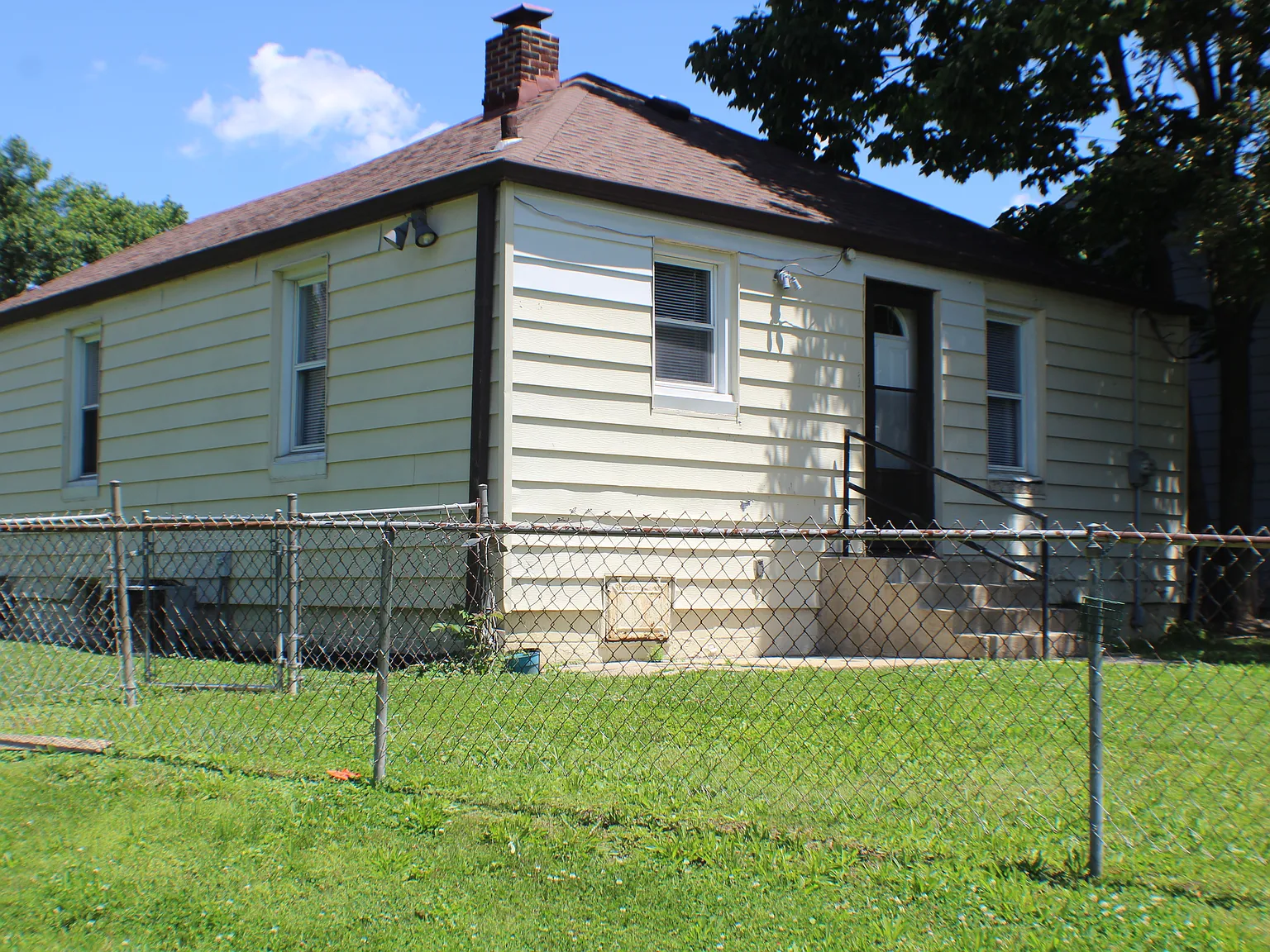 2 bed, 784 sqft, $1,395 — Photo 2