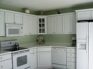 510 N Tropic Ln APT C, Vero Beach, FL 32960