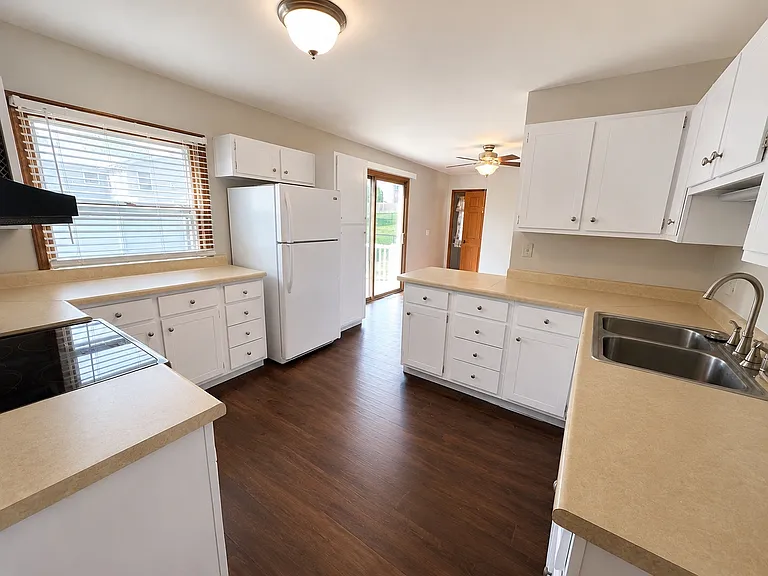 2191 Key Way Dr — Photo 10