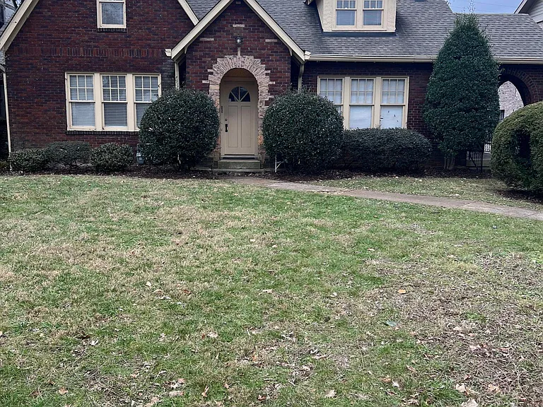 109 Lauderdale Rd #C — Photo 1