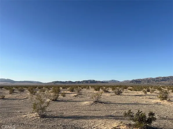 6000 Lanes Ln, Twentynine Palms, CA 92277