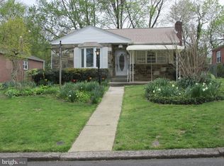 11719 Gifford St, Philadelphia, PA 19116