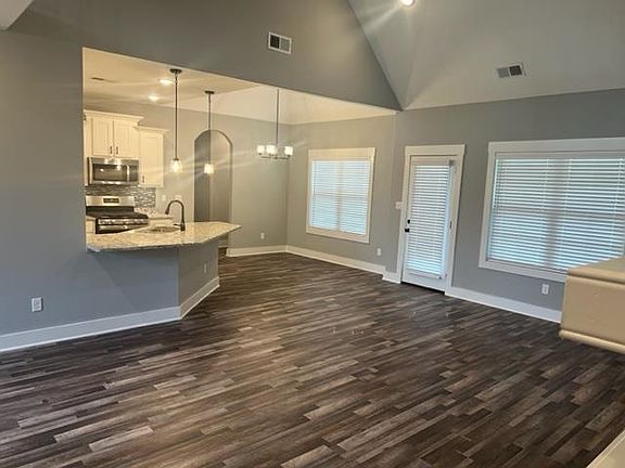 5th image of 7621 Meadowbriar Cove Cv S