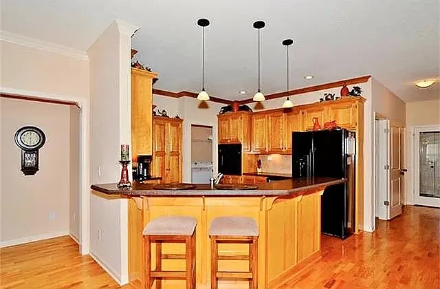 901 SW Soldier Ct — Photo 2