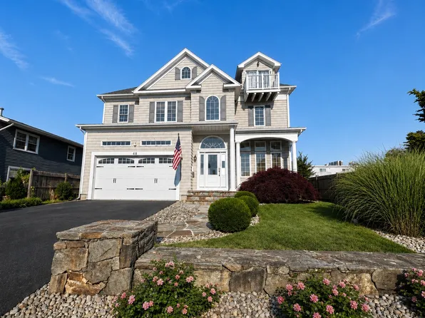 48 2nd Ave, Stratford, CT 06615