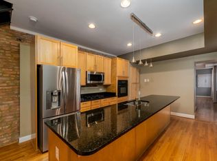 800 Ellwood Ave S, Baltimore, MD 21224
