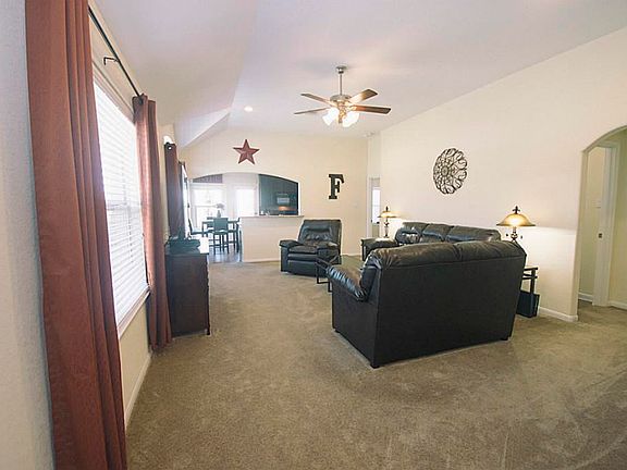 4th image of 5211 Lagoon Ct