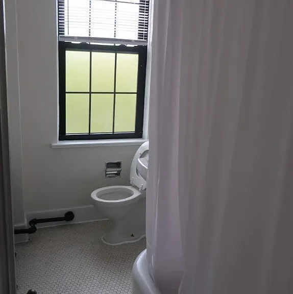 1209 W Sherwin Ave #1209-101 — Photo 15