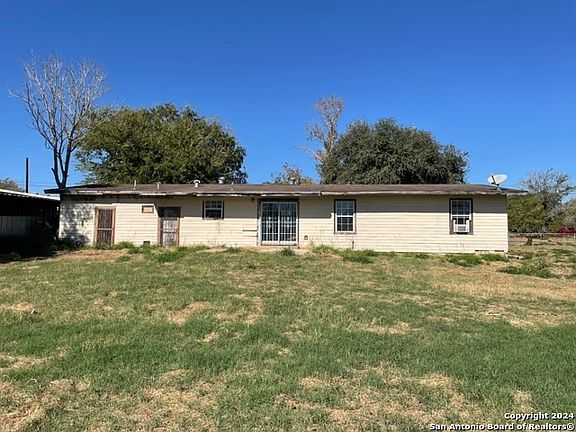 4th image of 7240 palm park