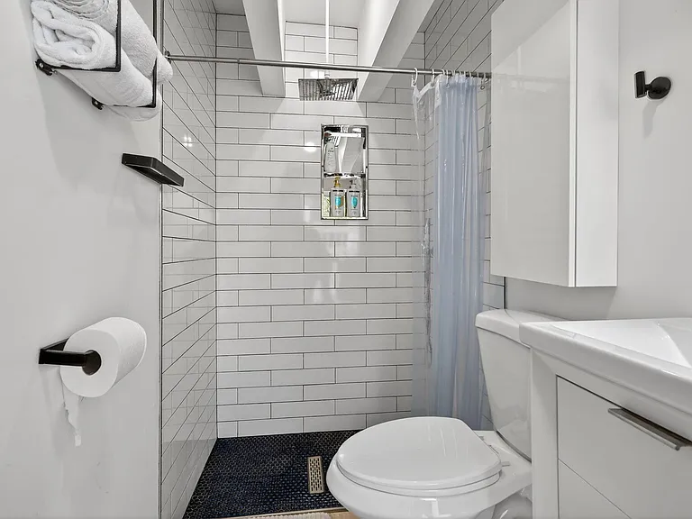 4540 SW 28th Ter — Photo 37