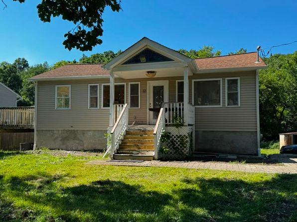 33 Kennedy Dr