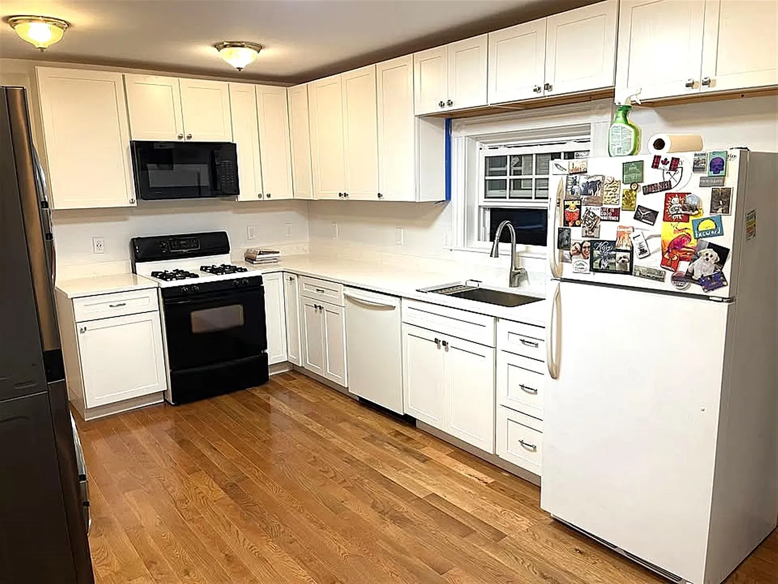 3 bed, 1800 sqft, $3,900 — Photo 4