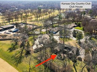 5760 Windsor Cir, Fairway, KS 66205