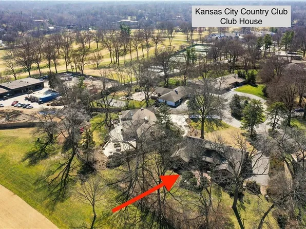 5760 Windsor Cir, Fairway, KS 66205