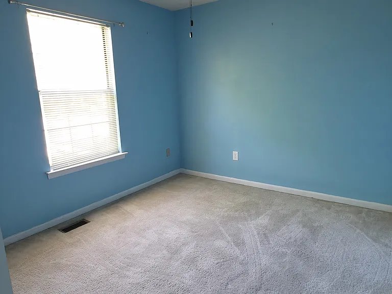 2202 N Tollgate Cir — Photo 13