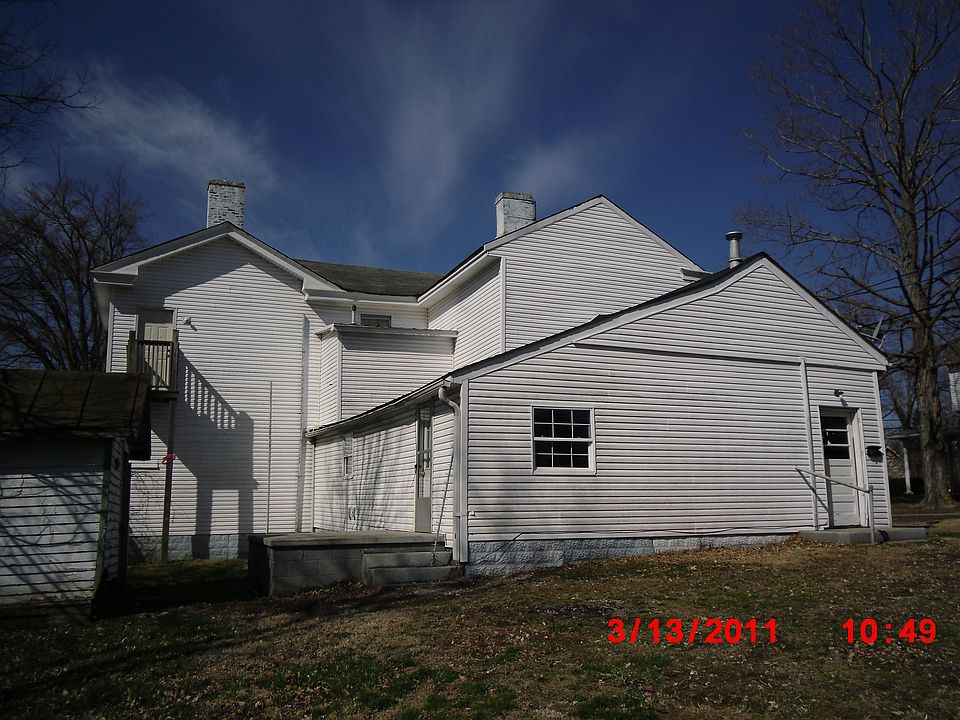 2nd image of 404 Lancaster St