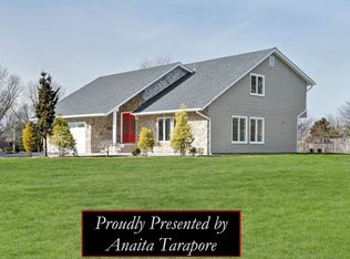 10 Hillcrest Rd, Manalapan, NJ 07726