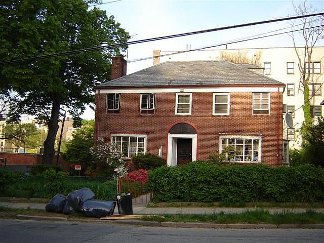 1st image of 30 Leighton Ave