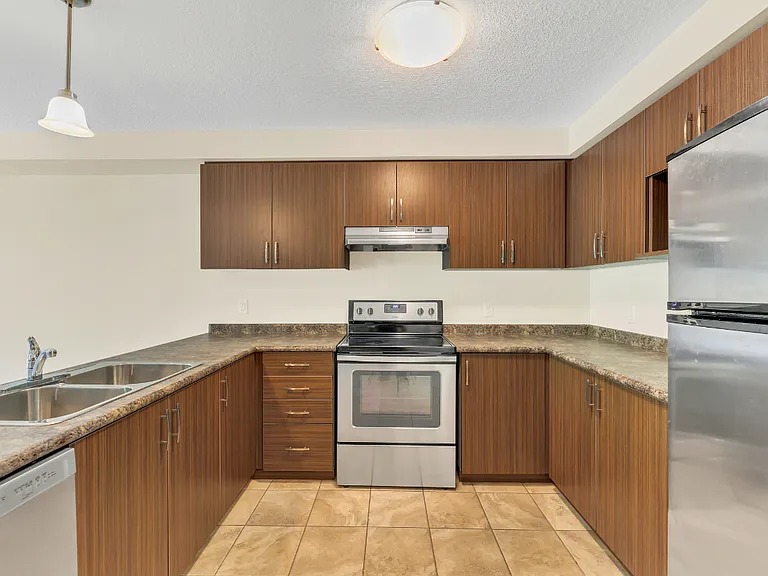 2050 Kains Rd #1814-1850 — Photo 4