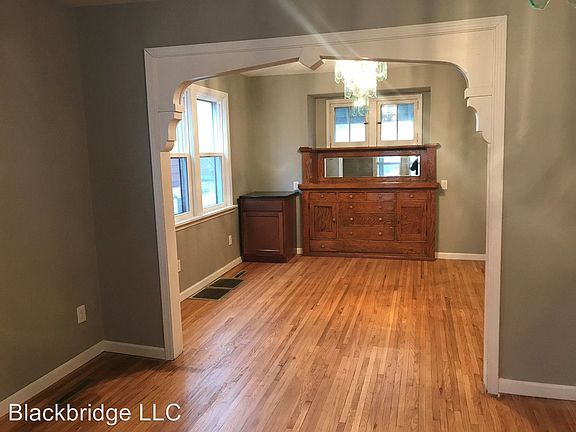 3rd image of 723 4th St E