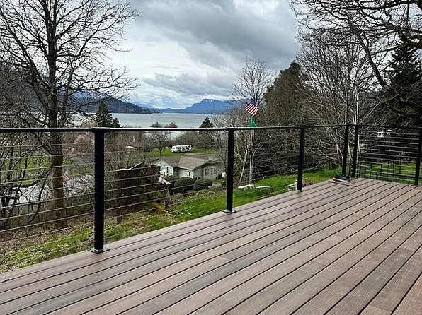 112 Lyons Rd S, Stevenson, WA 98648