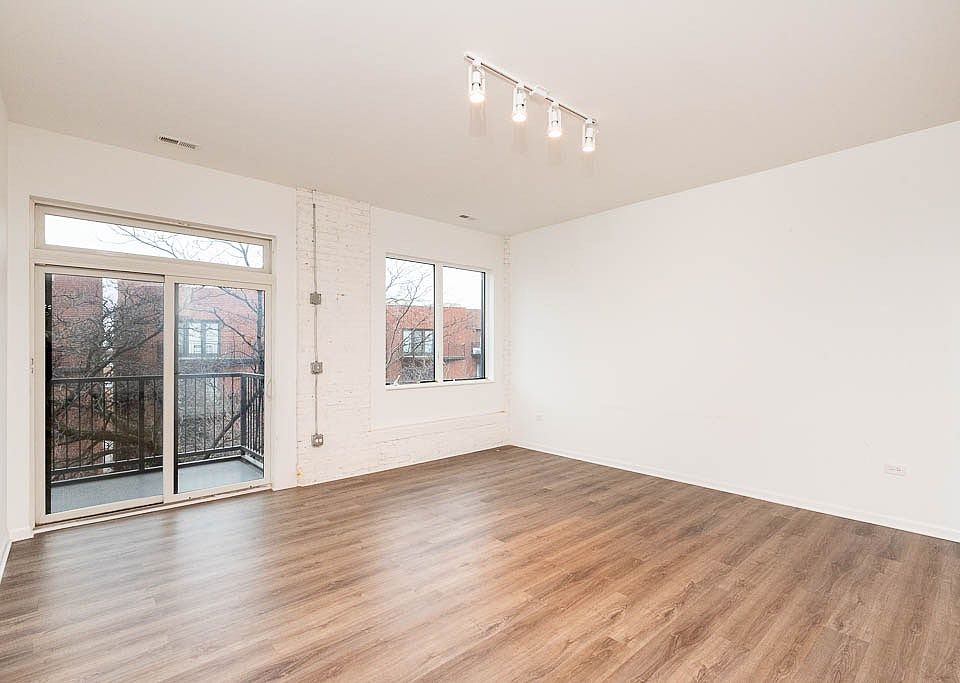 1st image of 2550 S Wabash Ave #302