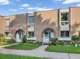 19 London Green Ct #85, Toronto, ON M3N 1K3