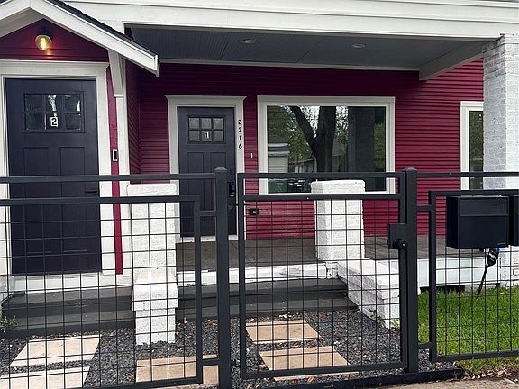 3rd image of 2316 Gentry St #1