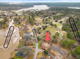 1 Hillside Ct, Huntsville, TX 77340