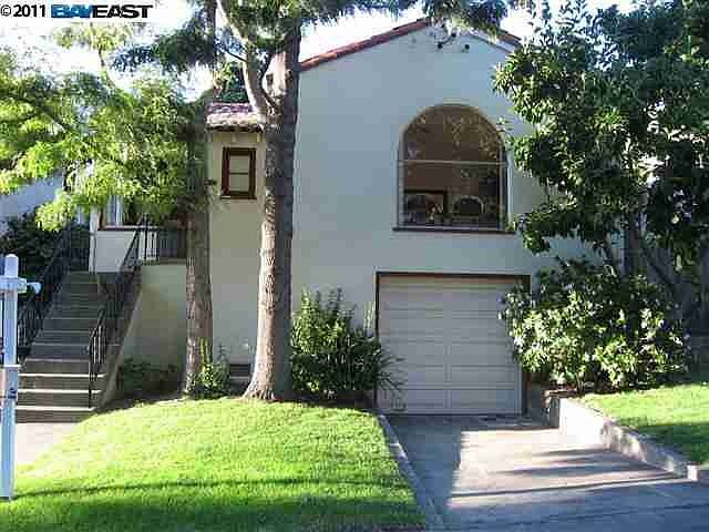 2nd image of 1556 E 31st St