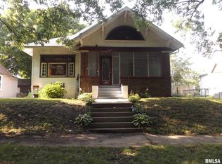 1204 Market St, Pekin, IL