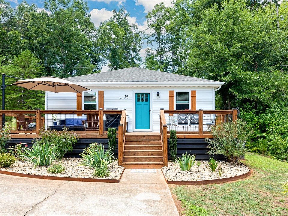 1st image of 29 Lee Way