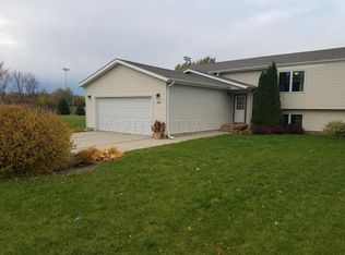 552 10th Ave N, Casselton, ND 58012