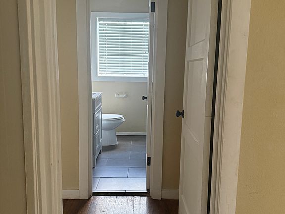 5th image of 2104 Echols St APT 1