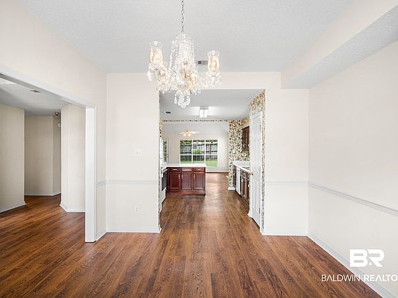 5th image of 7353 Portside Ct