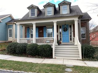 4 Sly St, Warwick, NY 10990