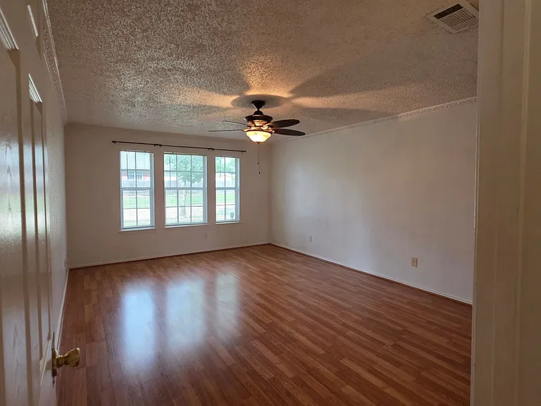 8632 Arcadia Park Dr — Photo 13
