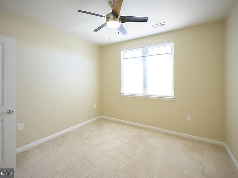 5130 Cambria Way #101 — Photo 21