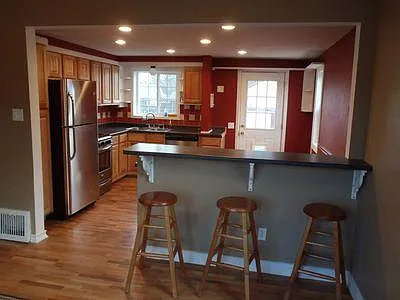 411 E Espanola Street — Photo 3