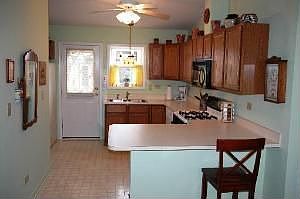 5th image of 313 Belmont Dr