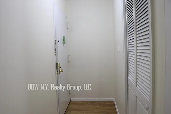 Rented by DGW N Y Realty Group LLC | media 8