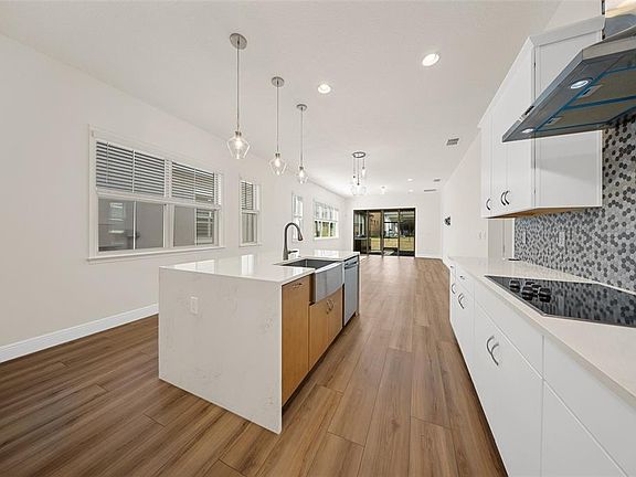 5th image of 13315 Camborne Pl