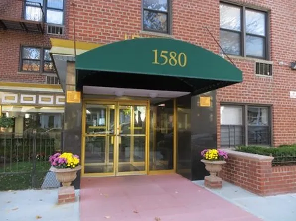 1580 East 18th Street image 1 of 11