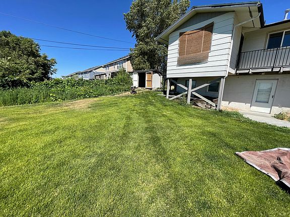 2nd image of 1946 S Beaumont Dr