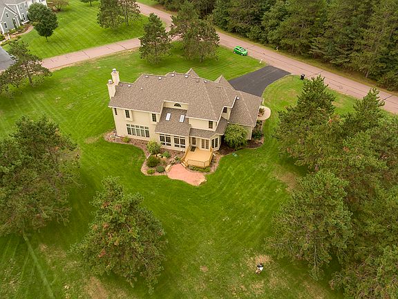 3rd image of 145943 Walden Blvd