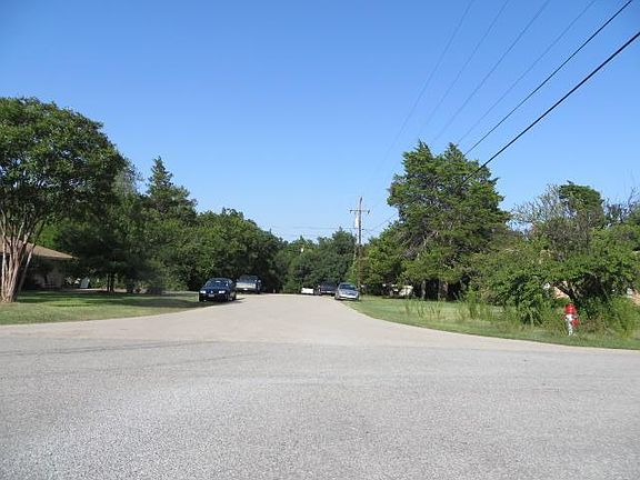 5th image of 822 Nature Dr
